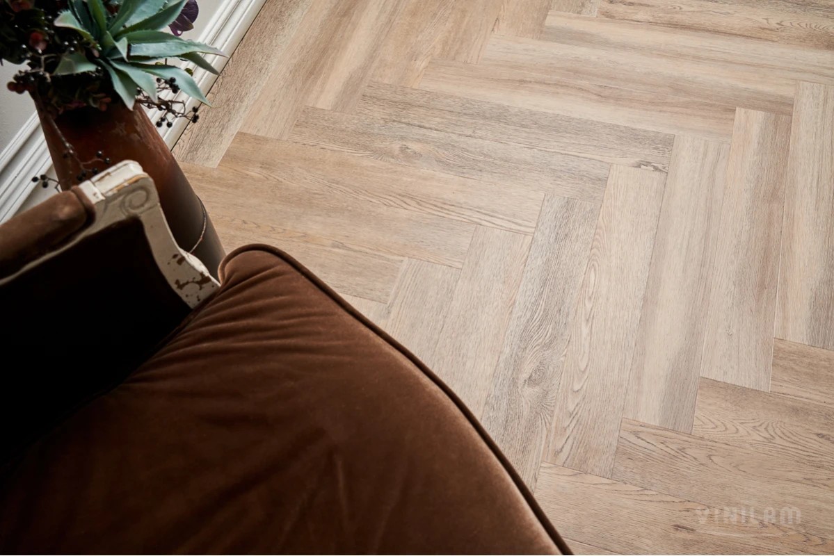 LVT ламинат VINILAM Parquet Herringbone Glue 43кл IS11133 Паркет Северный Glue